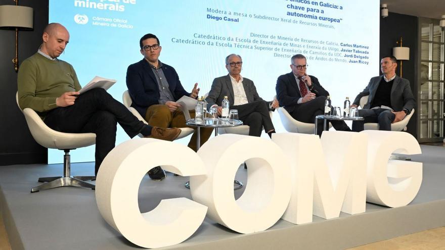 La jornada organizada por la Cámara Oficial Mineira de Galicia. | FdV