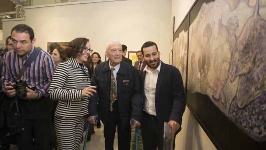 la sala san miguel estuvo abarrotada en la inauguración del jueves.El conseller de Cultura, Vicent Marzá, junto a Paco Puig.La expectación fue máximaPuig, junto a la alcaldesa, Amparo Marco, y delante del resto de autoridades, dirigió unas emocionadas palabras a todos los asistentes f carme ripollés