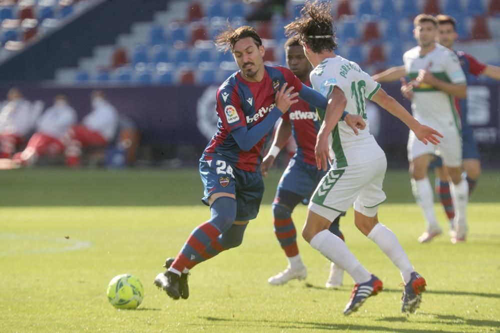 Las imágenes del Levante UD - Elche CF