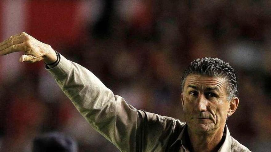 Bauza, durante un partido con Ecuador.