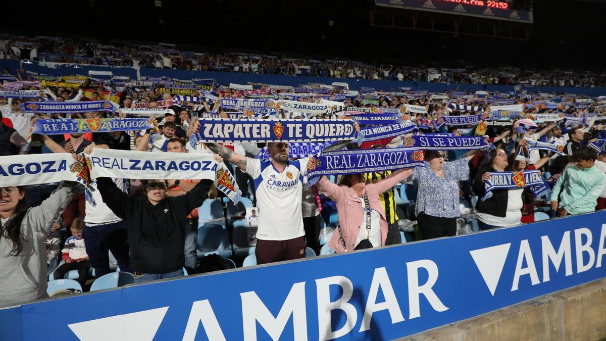 La afición del Real Zaragoza se harta en La Cerámica