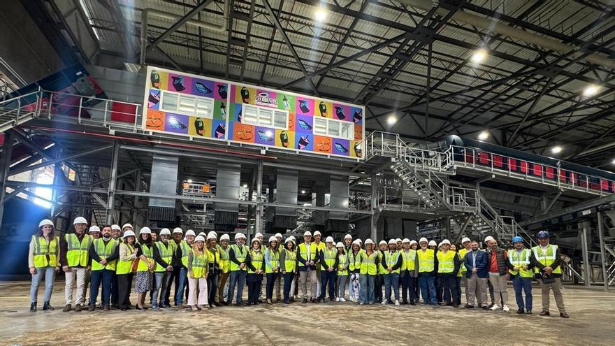 Villena estrena una planta de residuos de última generación para avanzar hacia el “residuo cero”