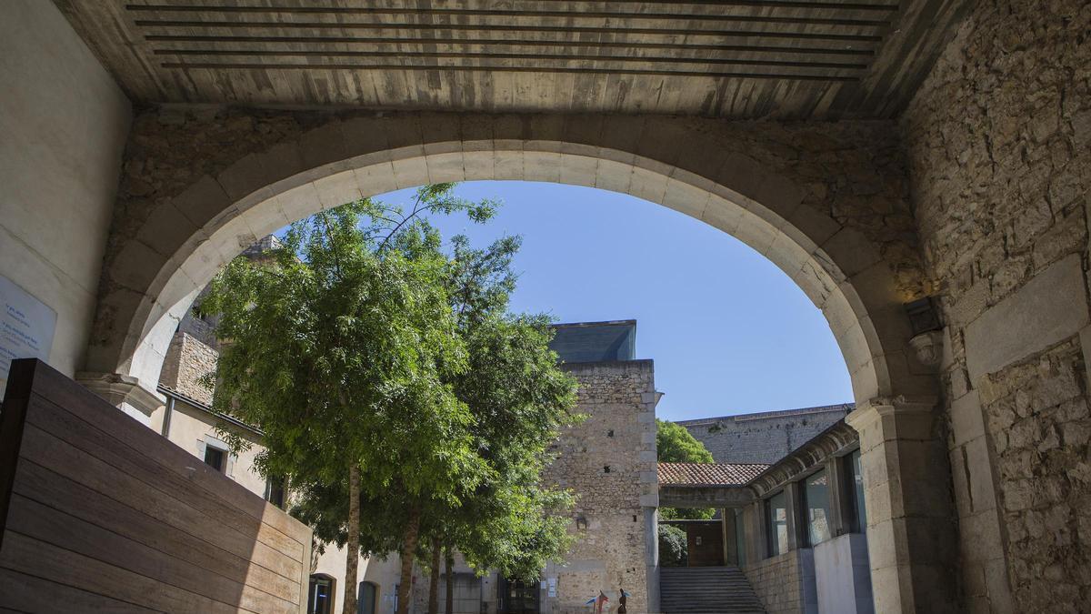 Imatge d’arxiu de l’edifici Les Àligues, seu del Rectorat de la UdG