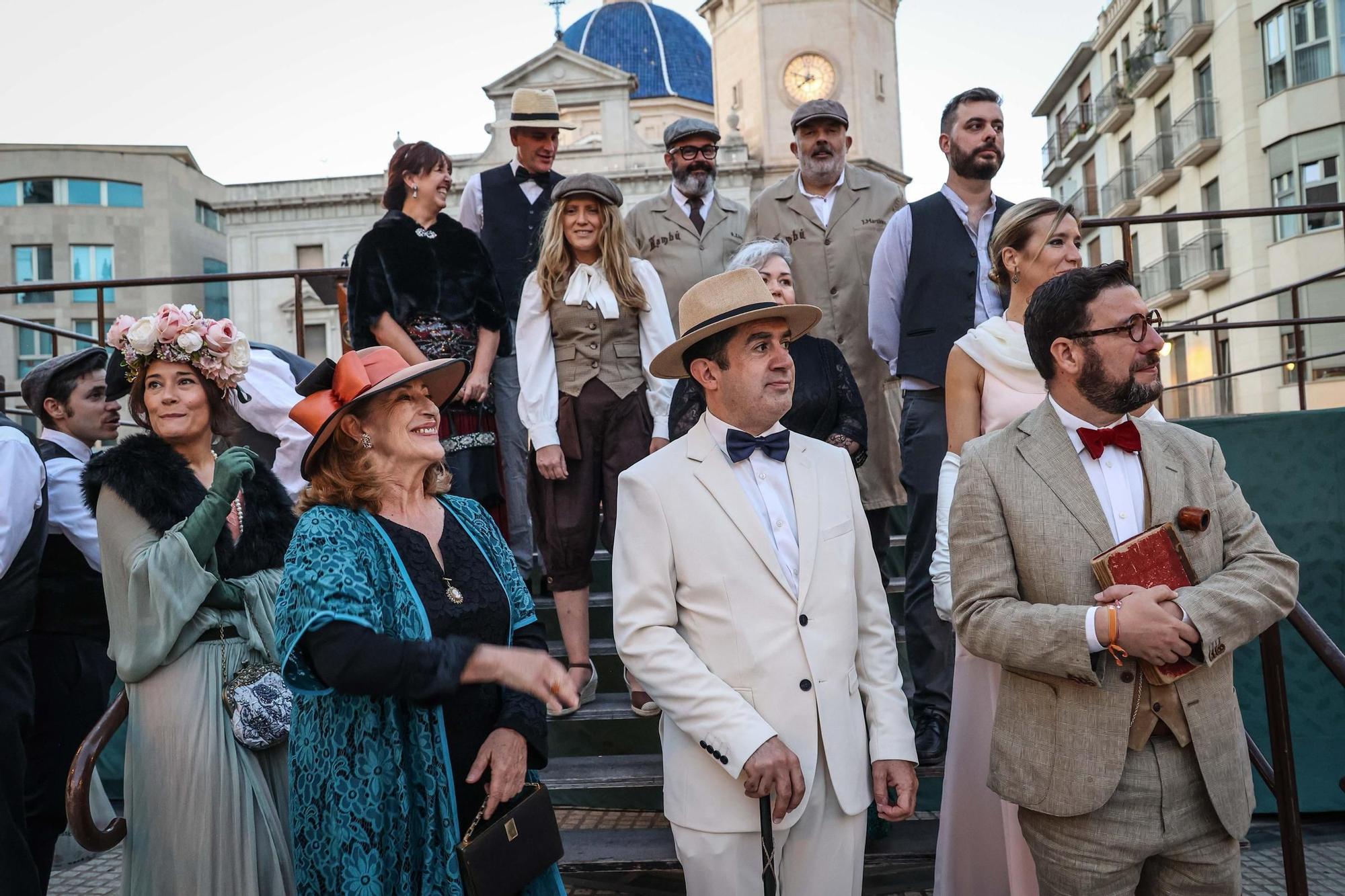 Inicio de la Feria Modernista de Alcoy 2025