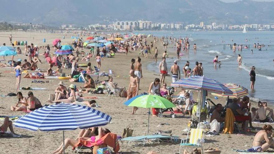 Un junio de récord de calor obliga a extremar las medidas antiincendios