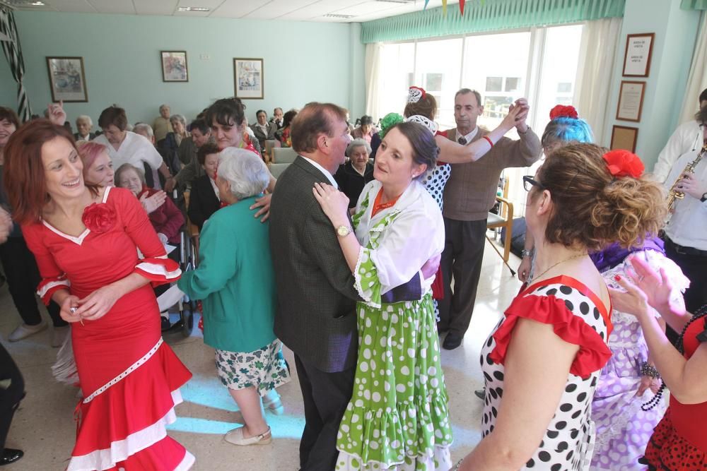 Sevillanas para celebrar el día de las familias en Os Gozos