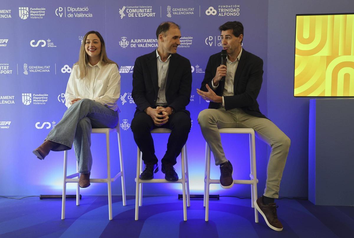 Rocío Gil,  Luis Cervera y Raúl Chapado