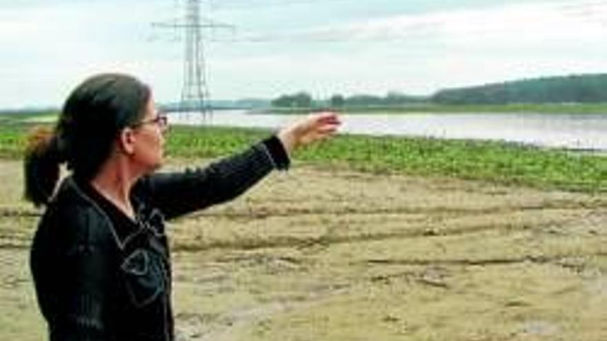 Hartos de que el río anegue sus vidas