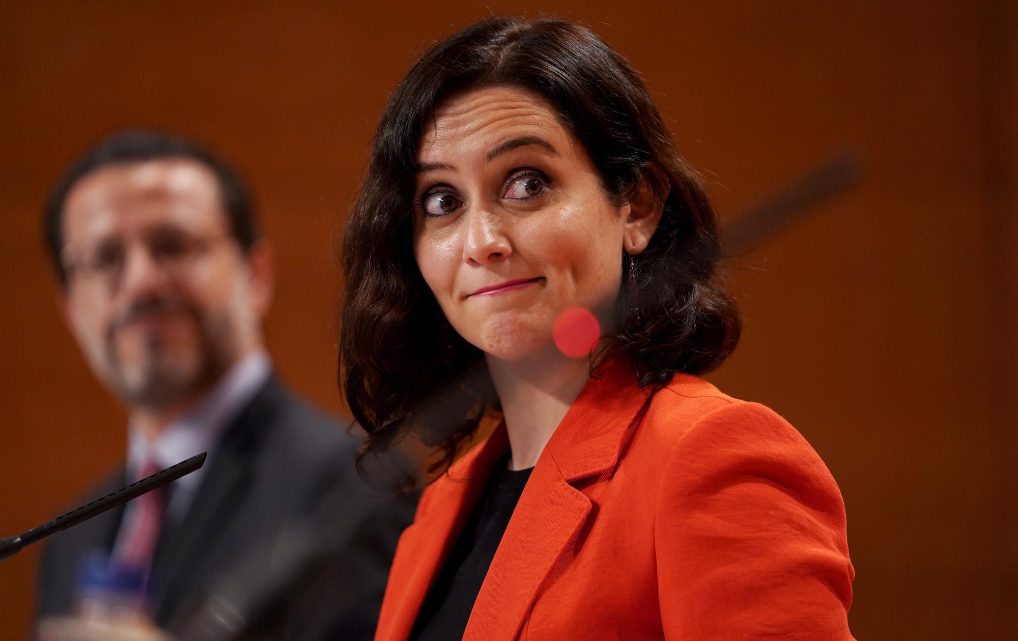 Isabel Díaz Ayuso, presidenta de la Comunidad de Madrid, durante la rueda de prensa. FOTO: JOSÉ  LUIS ROCA