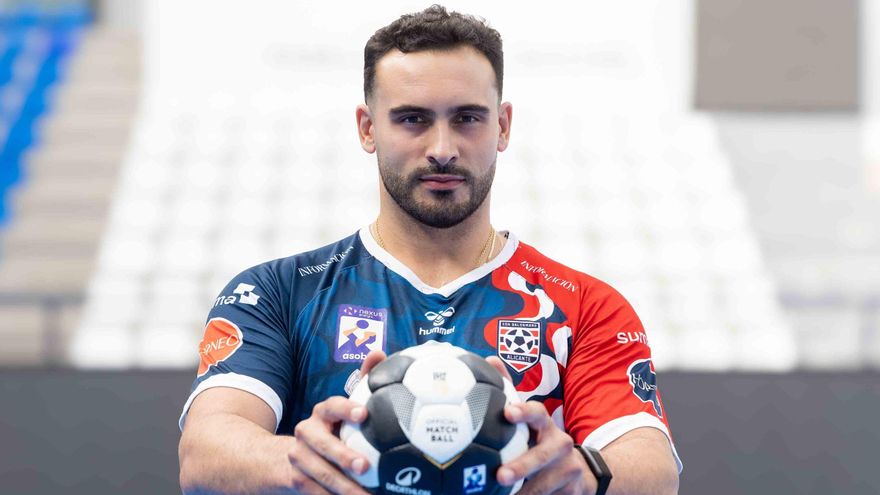 Iván Montoya: "Mi ilusión es jugar competición europea con el Horneo Eón Alicante"