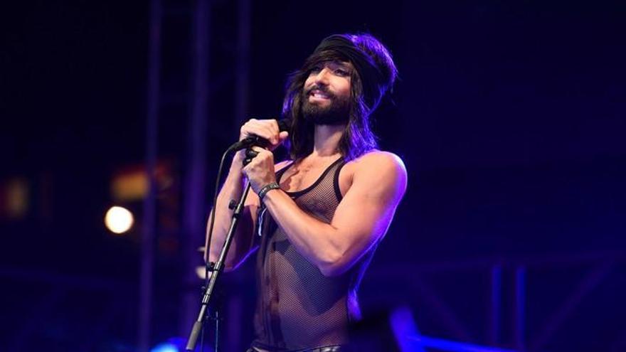 Conchita Wurst enamora al Yumbo