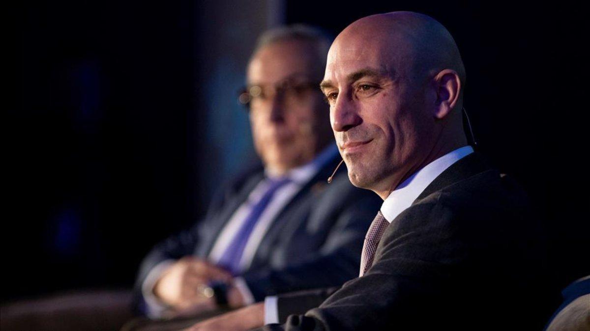 Rubiales sorteará el calendario de primera en julio