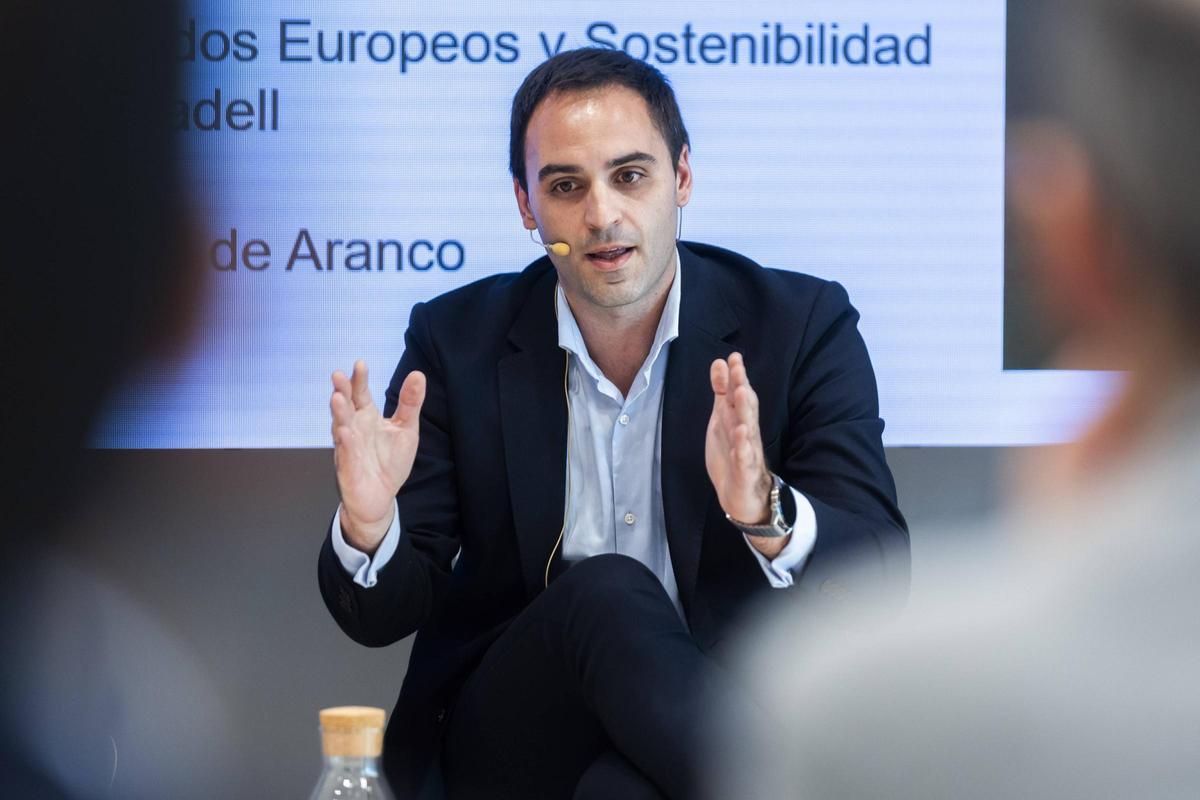 La jornada sobre sostenibilidad empresarial del Hub Empresa de Banco Sabadell contó con el director de Desarrollo de Negocio Sostenible del Banco Sabadell, Sergio Sánchez.