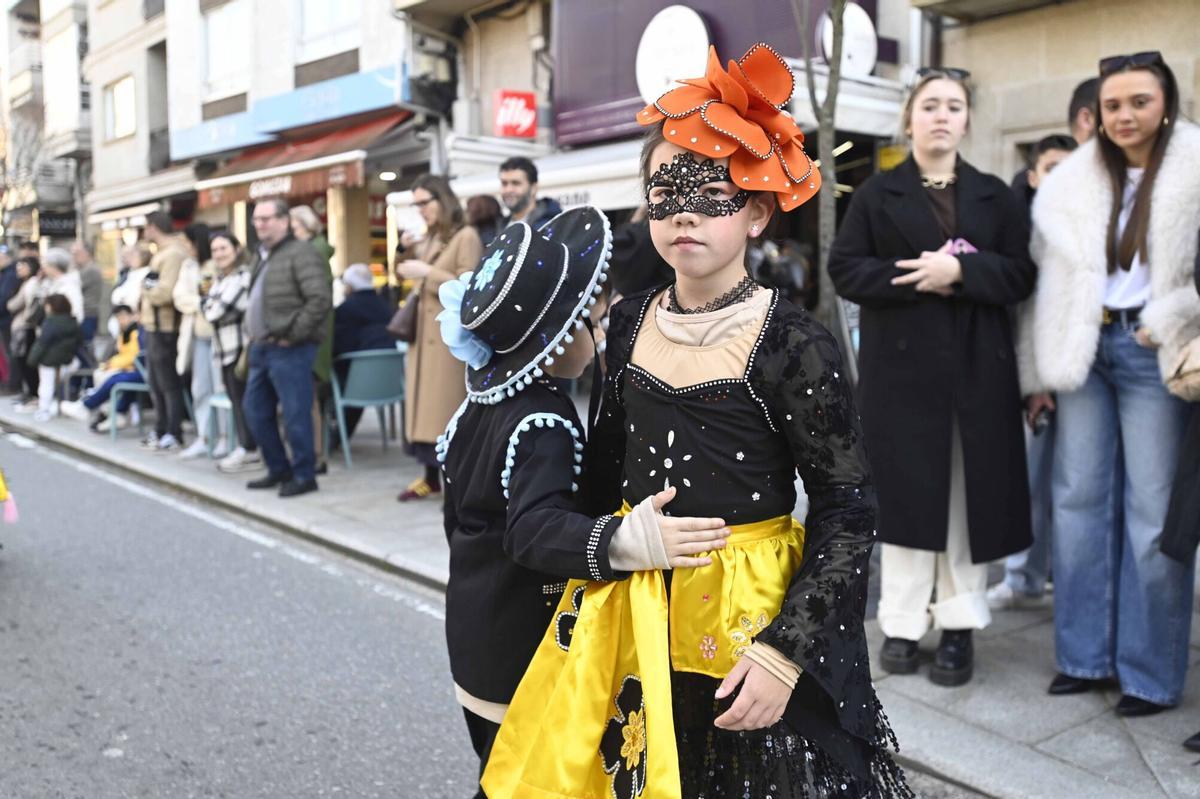 Las comparsas desfilaron ayer por las principales calles del centro urbano