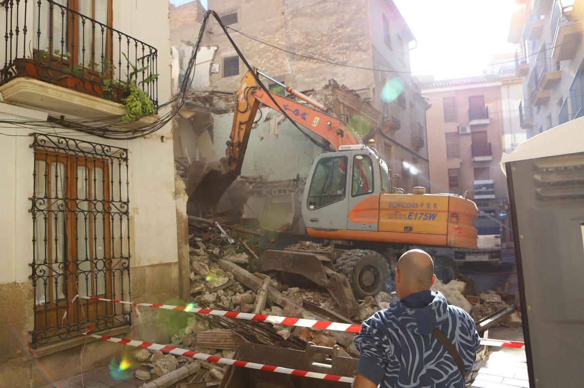 El derribo se iniciaba a primera hora de la mañana.