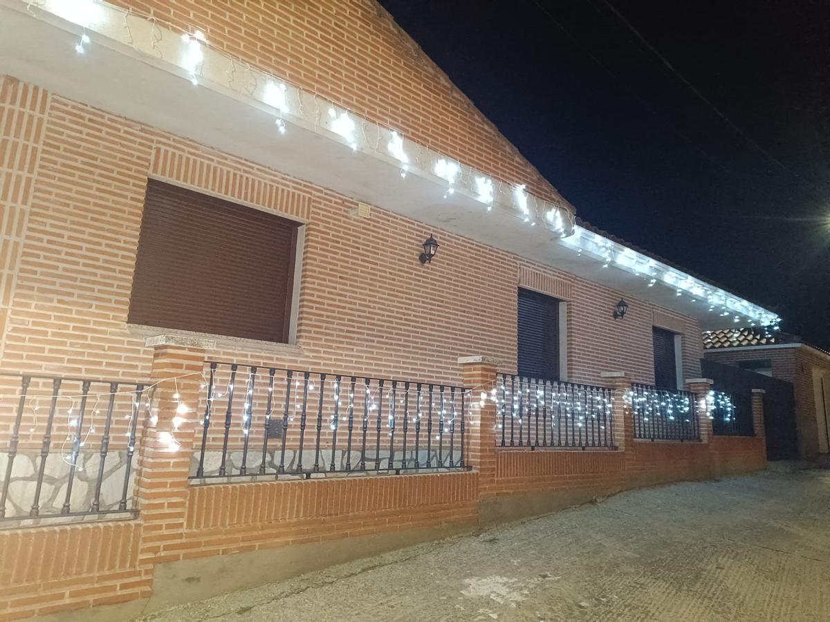 Así luce Morales de Valverde por Navidad