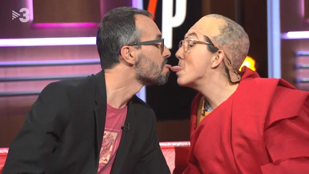 TV3 Está passant La lengua del Dalai Lama 3