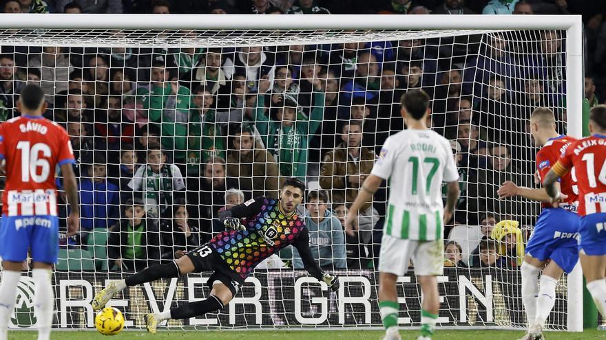 Betis-Girona: Pezzella esguerra el somni (1-1)