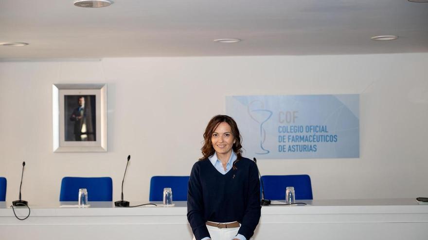 Teresa Méndez Bravo, presidenta del Colegio de Farmacéuticos de Asturias: "Tenemos 43 farmacias rurales que realizan guardias los 365 días del año con sus 365 noches"