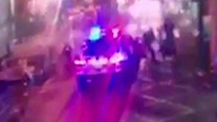 El momento en que la policía abate a los tres terroristas de Londres, en vídeo