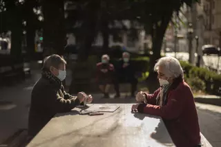 La edad media de los gallegos rondará los 60 años dentro de dos décadas