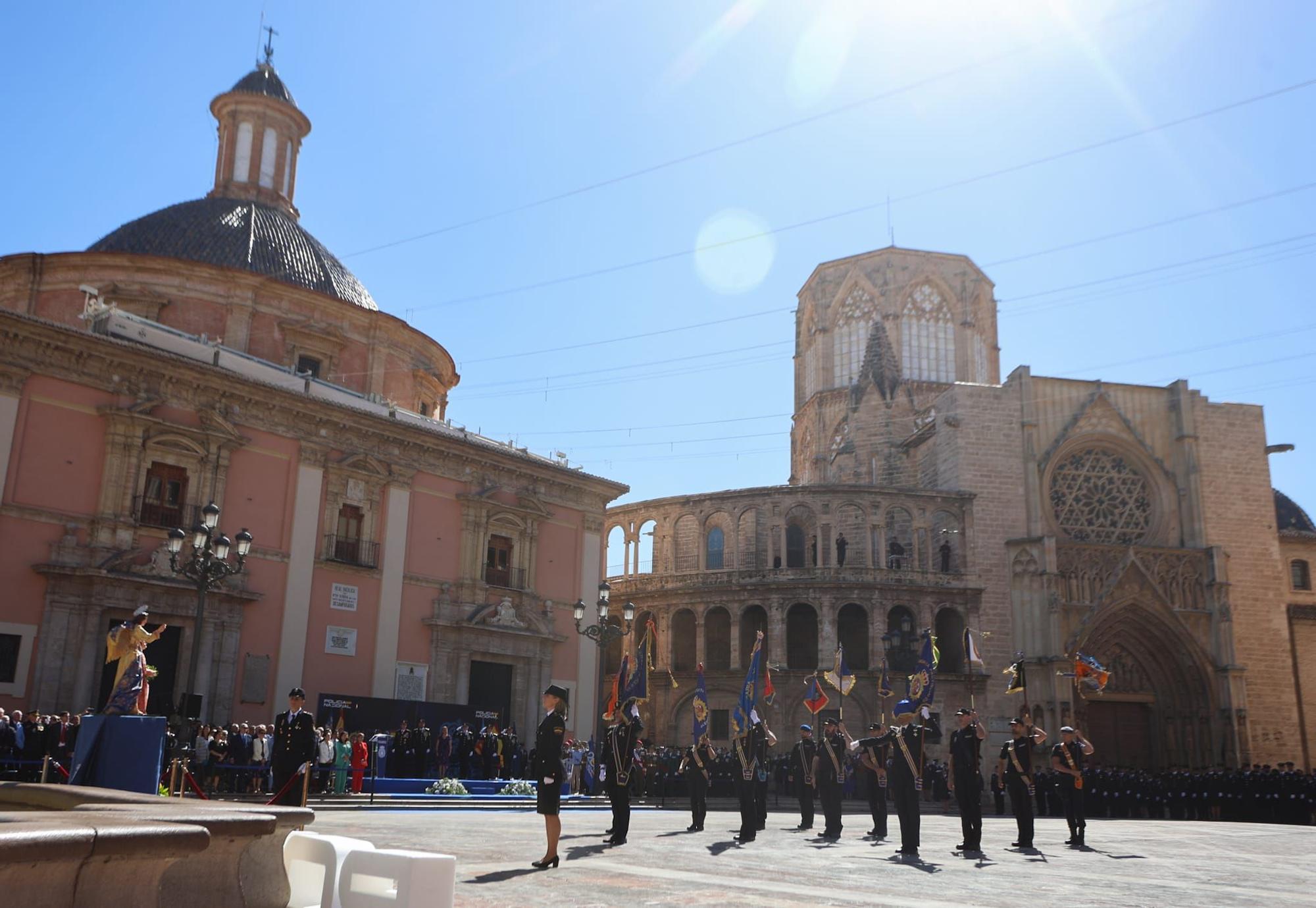 La Policía Nacional de Valencia celebra el Día de los Santos Ángeles Custodios
