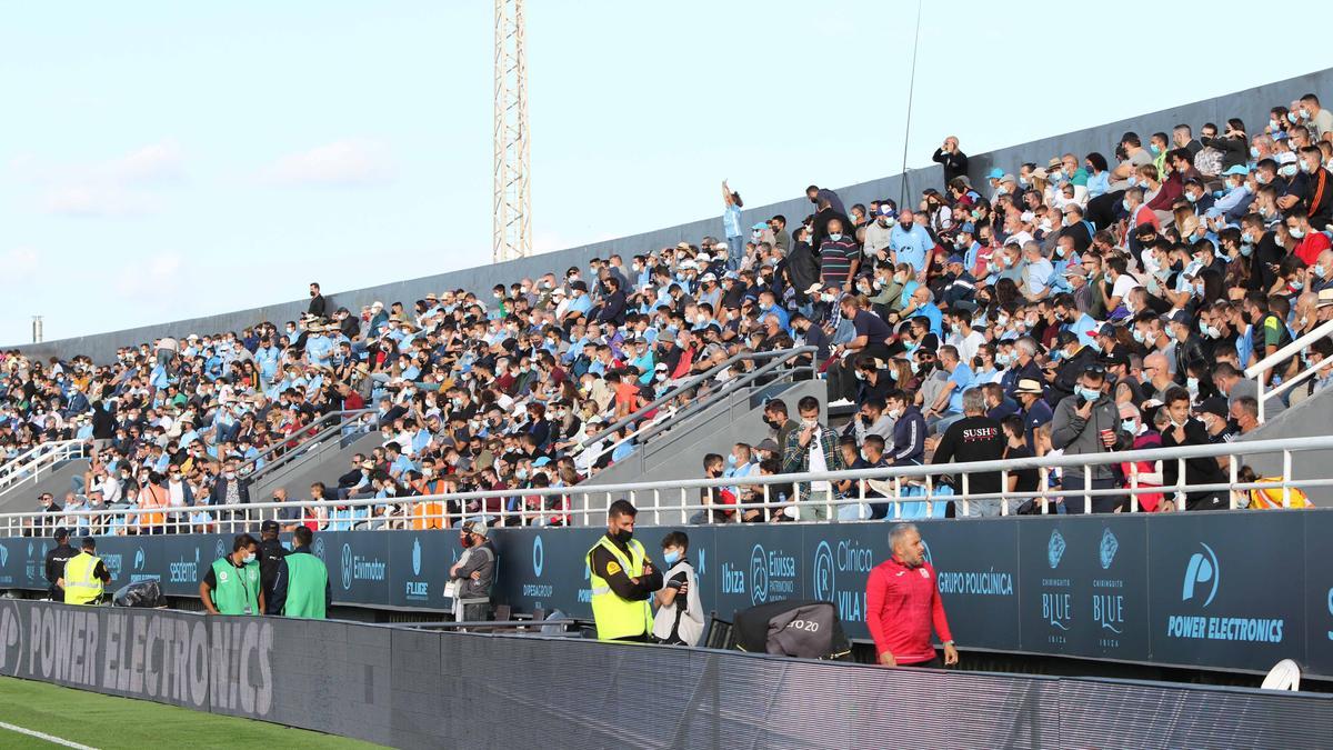 Todas las fotos del partido UD Ibiza - Fuenlabrada