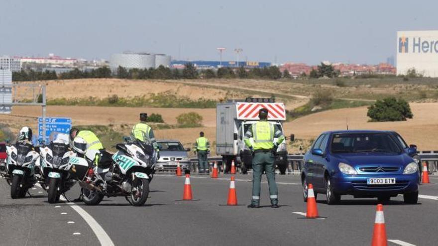 La DGT aclara cuáles son los únicos desplazamientos en coche permitidos