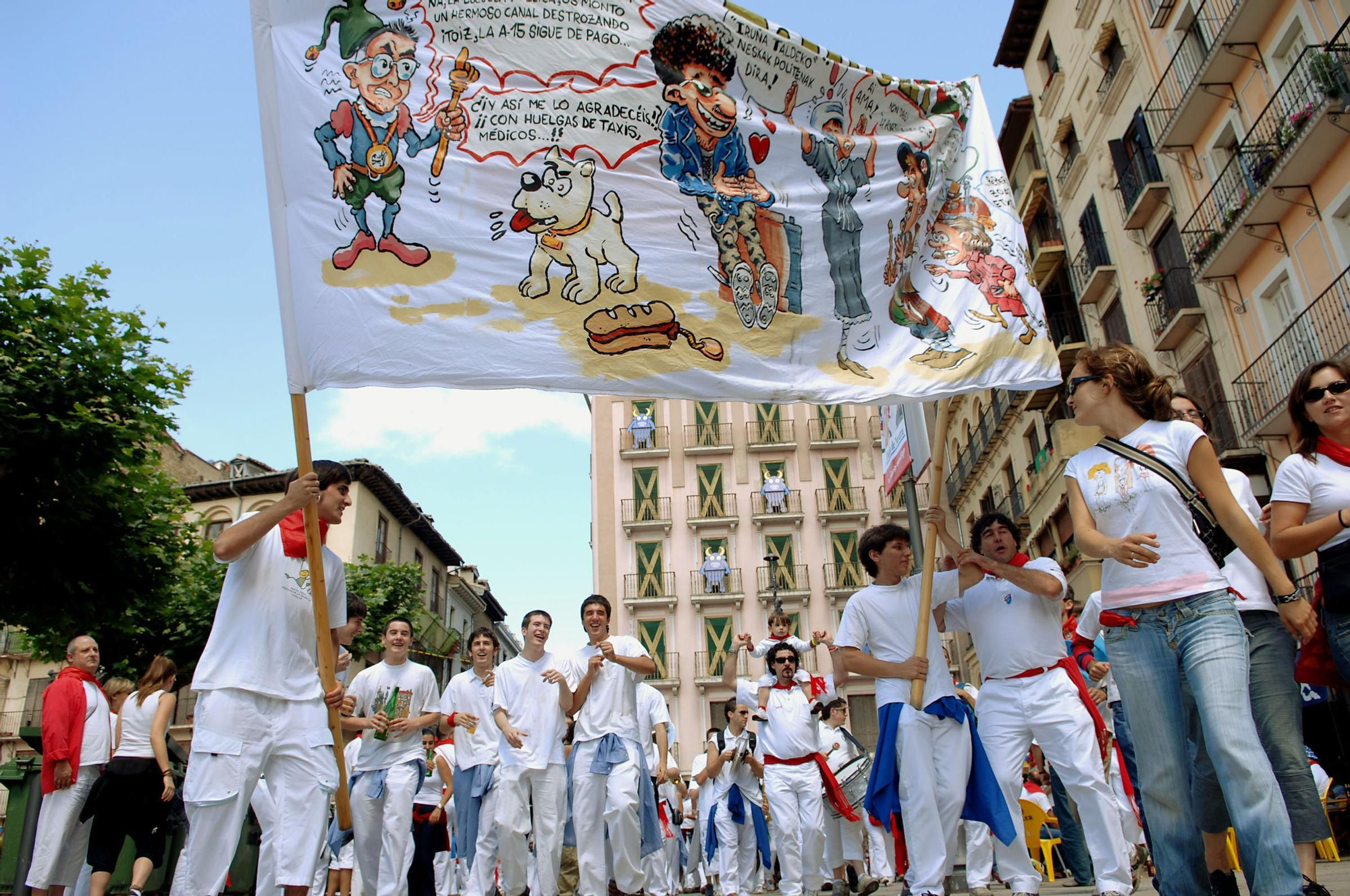 Bajada de peñas de San Fermín