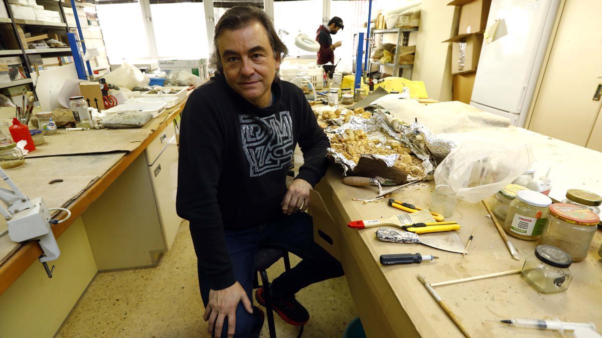 José Ignacio Canudo, en la Facultad de Geológicas de la Universidad de Zaragoza