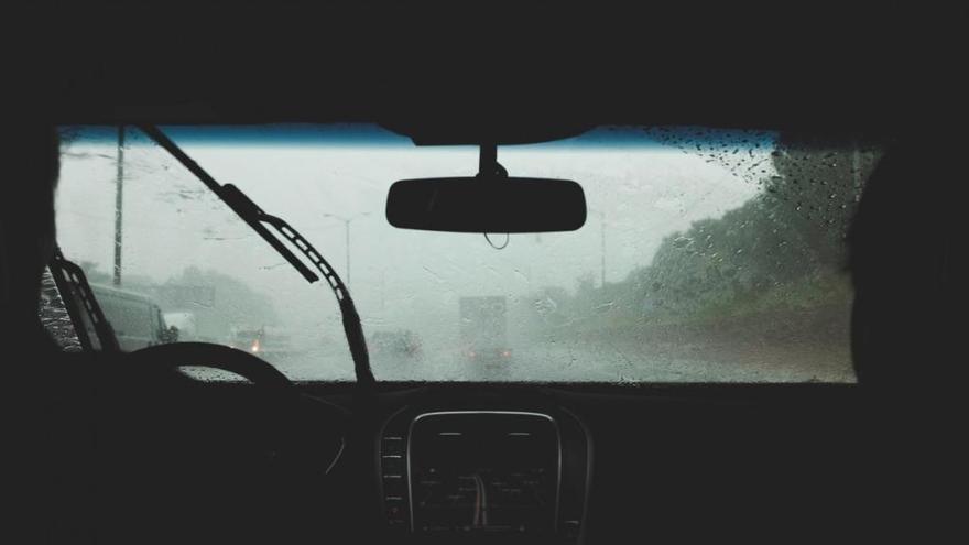 10 consejos para conducir con buena visibilidad en días de lluvia