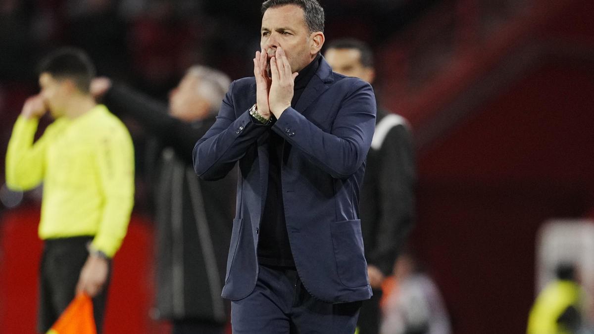 EN IMÁGENES: El Granada-Real Oviedo disputado en Los Cármenes