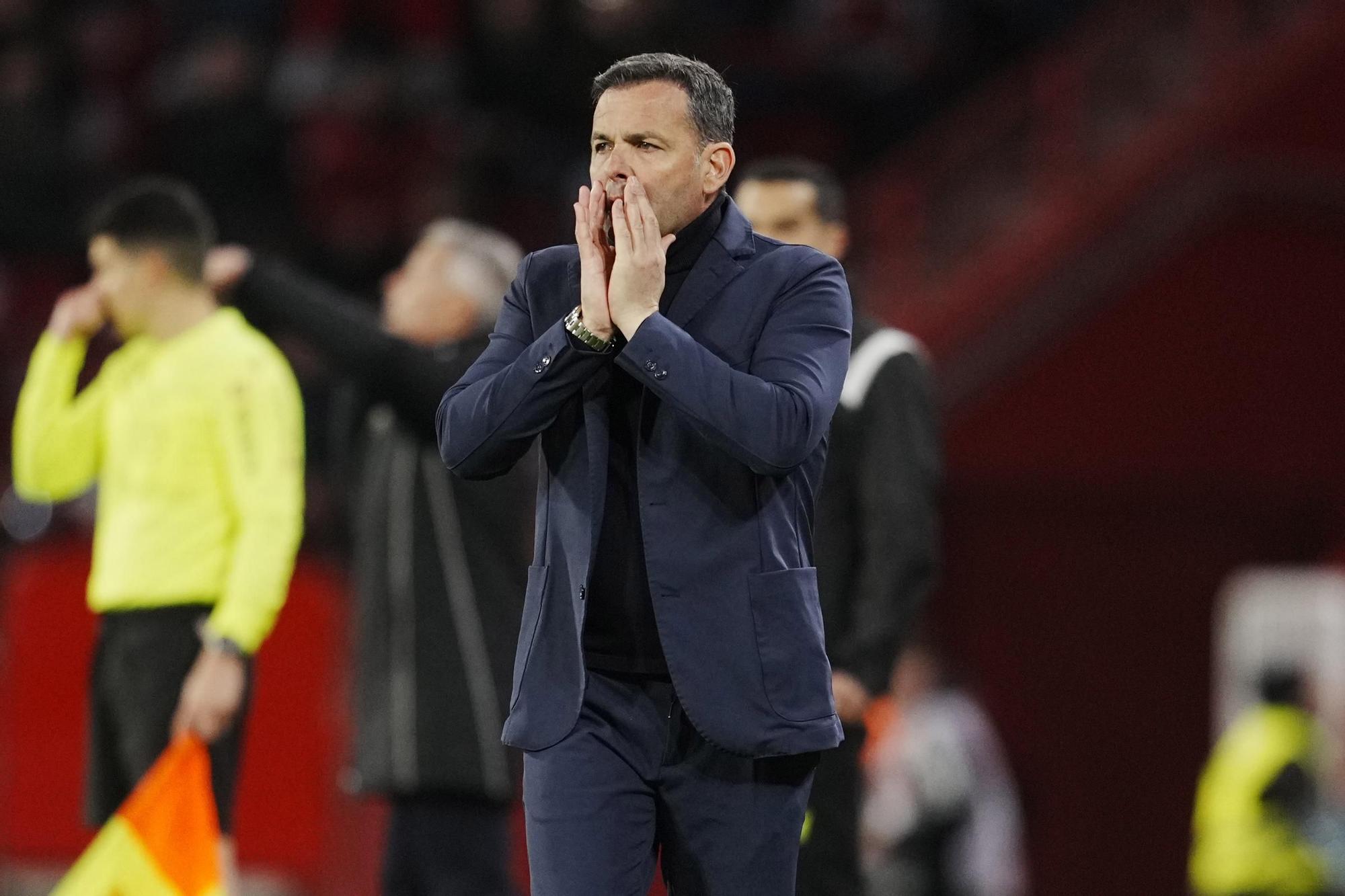 EN IMÁGENES: El Granada-Real Oviedo disputado en Los Cármenes