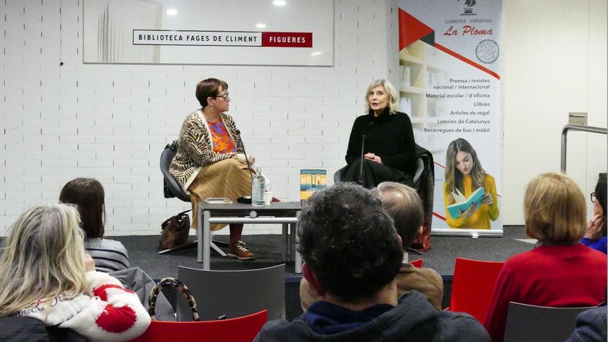 VÍDEO| L'escriptora Núria Pradas explica detalls de la seva última novel·la