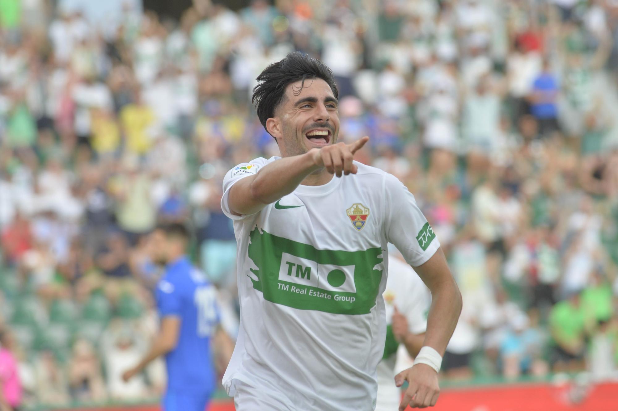 Fiesta total en el Martínez Valero Elche3 Getafe 1