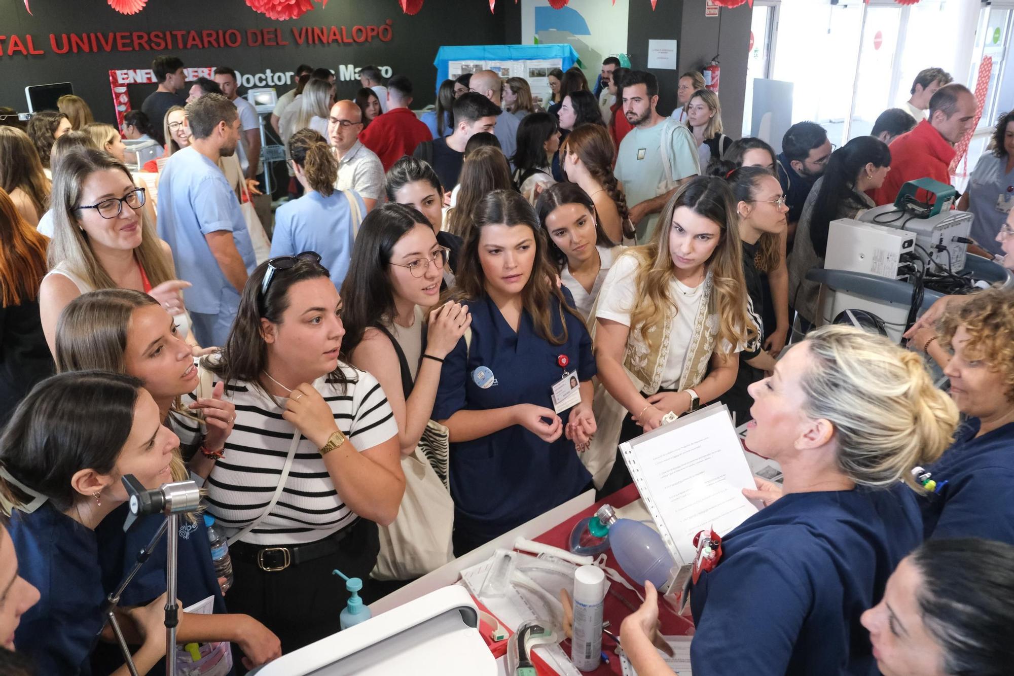 El «Vinalopó» saca la enfermería a una feria para captar personal