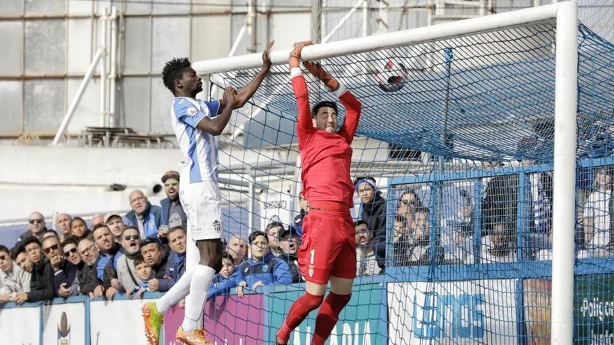 El Atlético Baleares acaricia el liderato