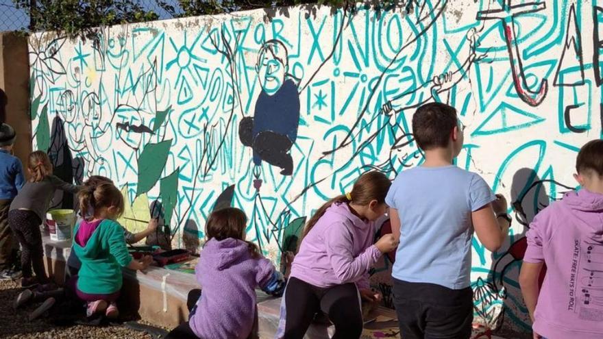 El arte colectivo crea escuela entre los niños de Tabuenca