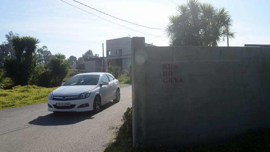 Los vecinos de A Illa ya han decidido el nombre de la calle en la que reside Zahera. // Noé Parga