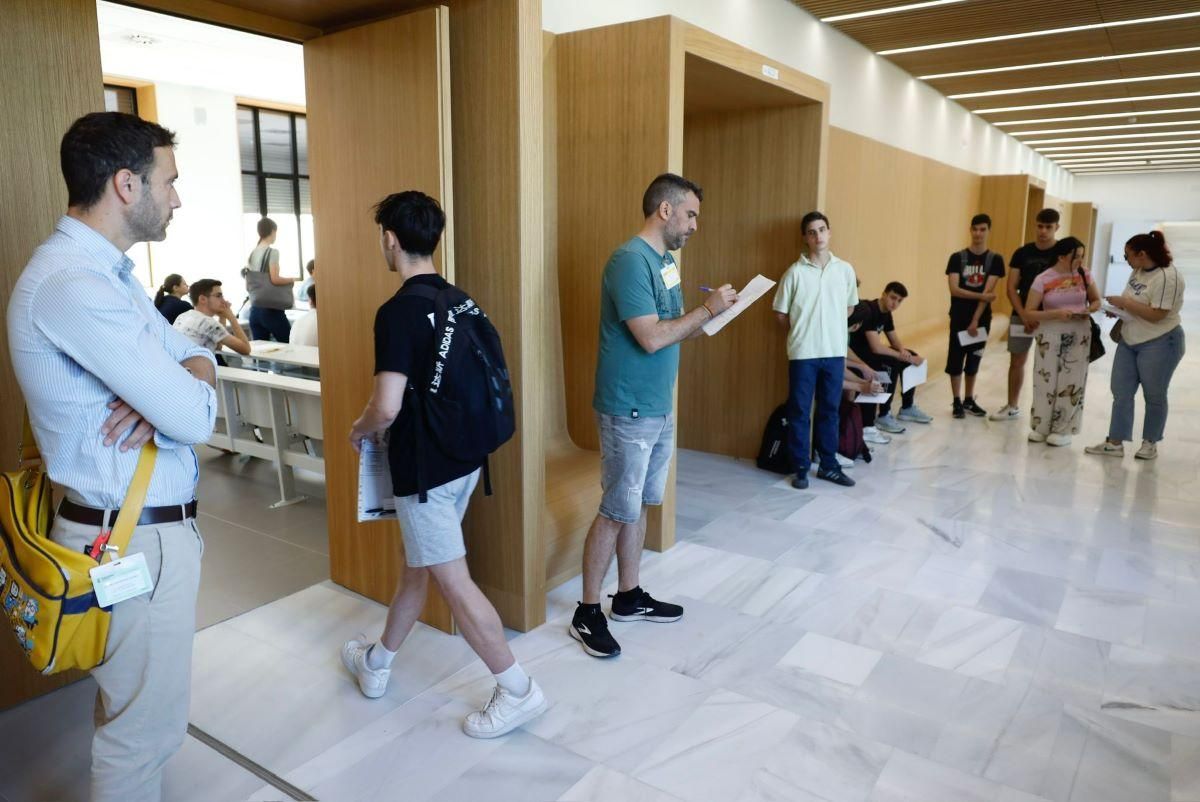 Comienza la Evau para casi 7.000 alumnos en Aragón