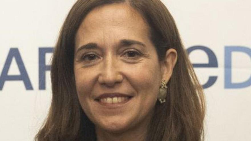 Los asesores fiscales de España distinguen a una docente asturiana