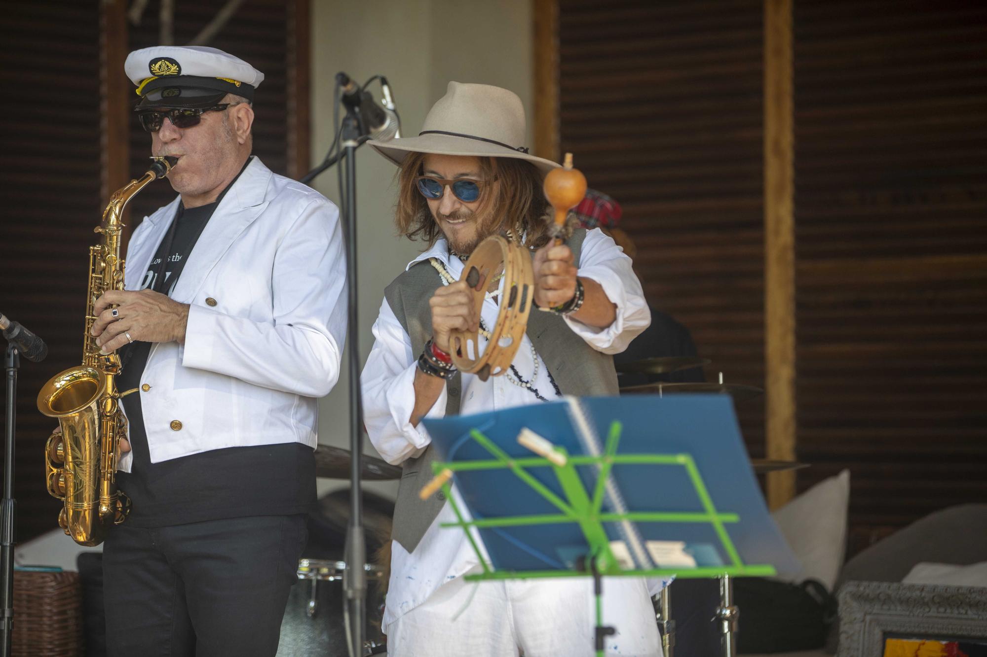 Joan Punyet Miró le canta a los Pullman