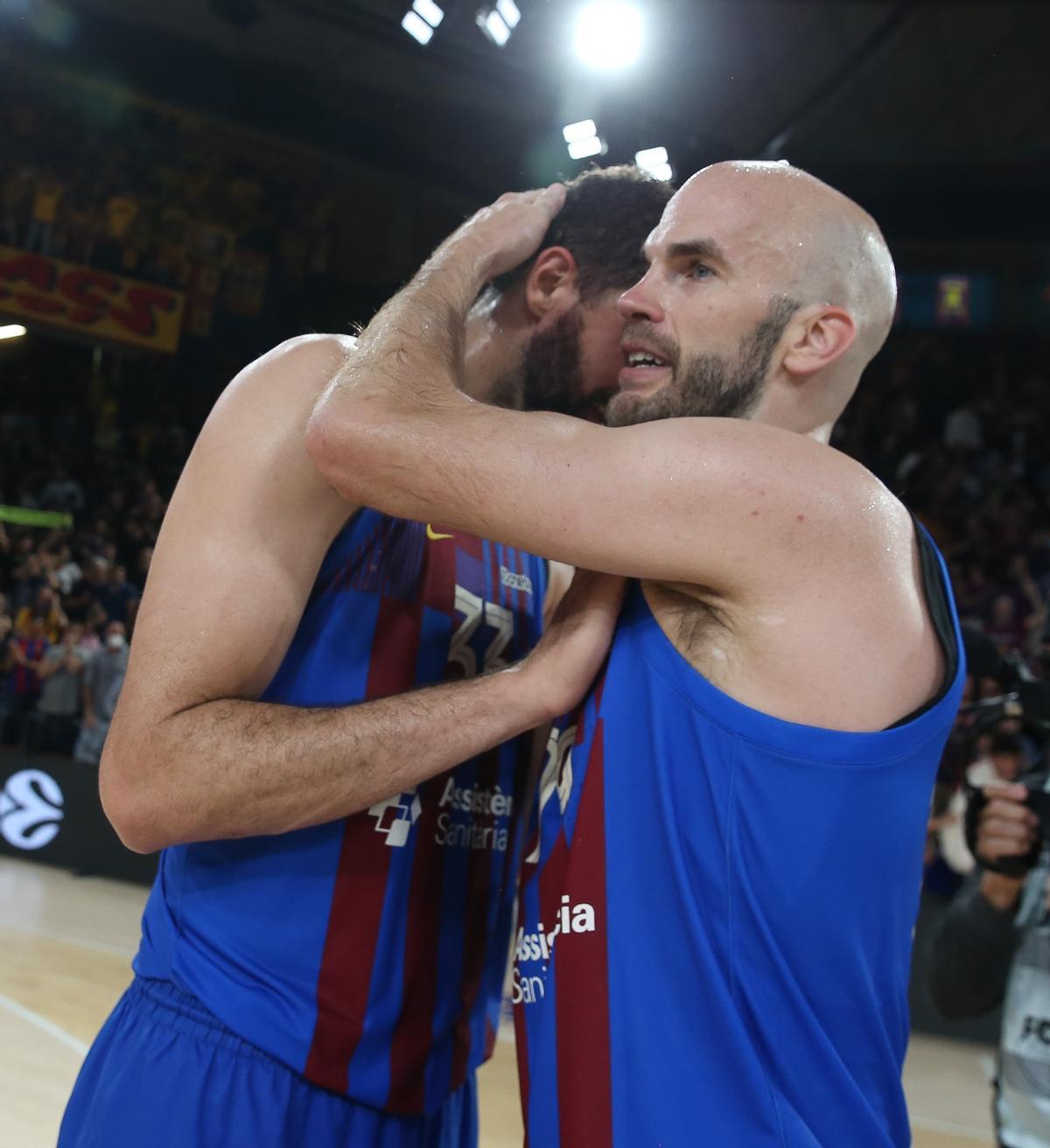 ¡Locura en el Palau! Así celebró el Barça el pase a la Final Four