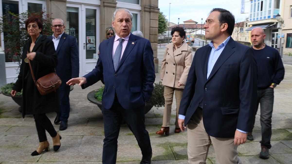 El ministro de Exteriores, José Manuel Albare, durante una visita a Monforte de Lemos
