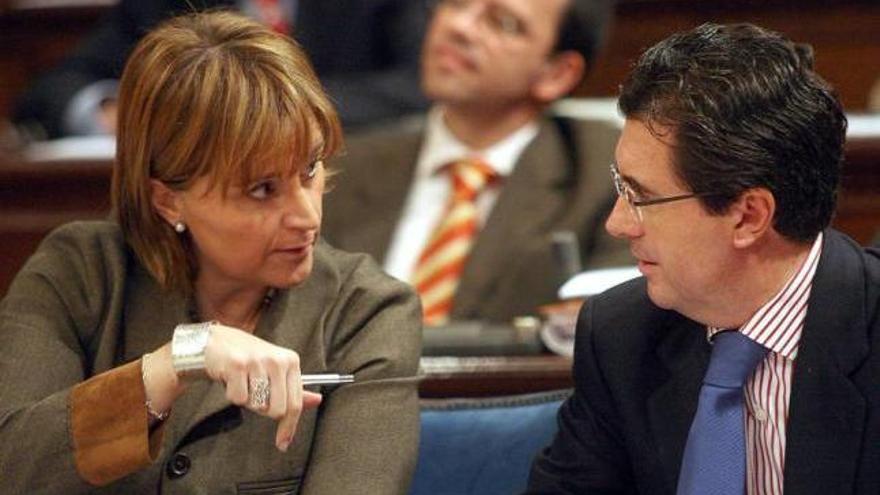 Rosa Estarás y Jaume Matas cuando eran vicepresidenta y presidente.
