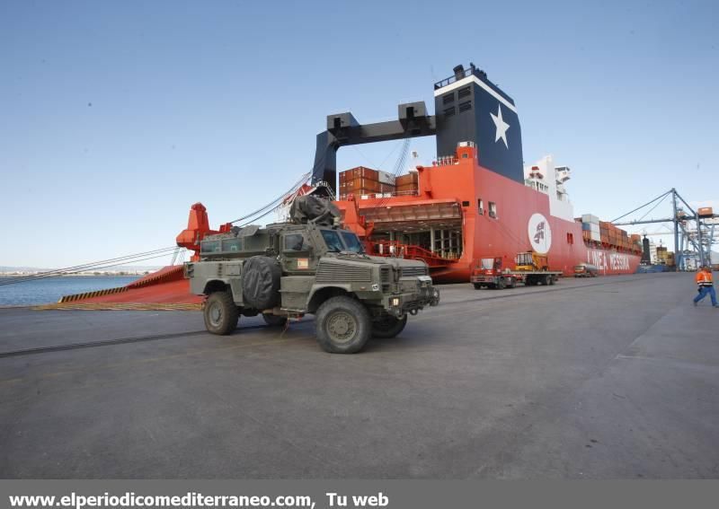 Desembarco vehículos del ejercito Afganistán-Castellón