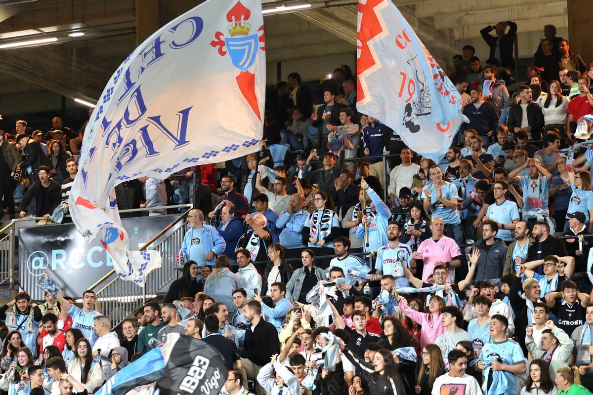 Aficionados del Celta en el estadio de Balaídos.