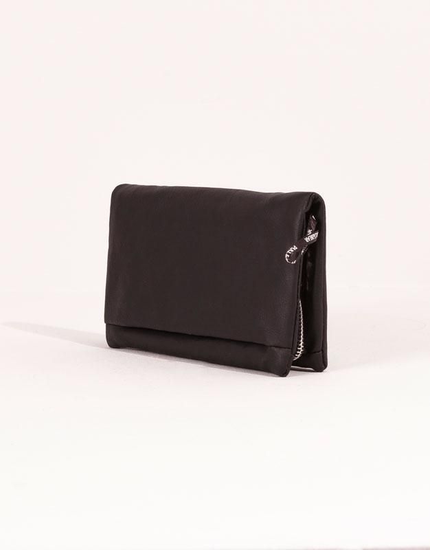 Cartera viaje, Pull&Bear