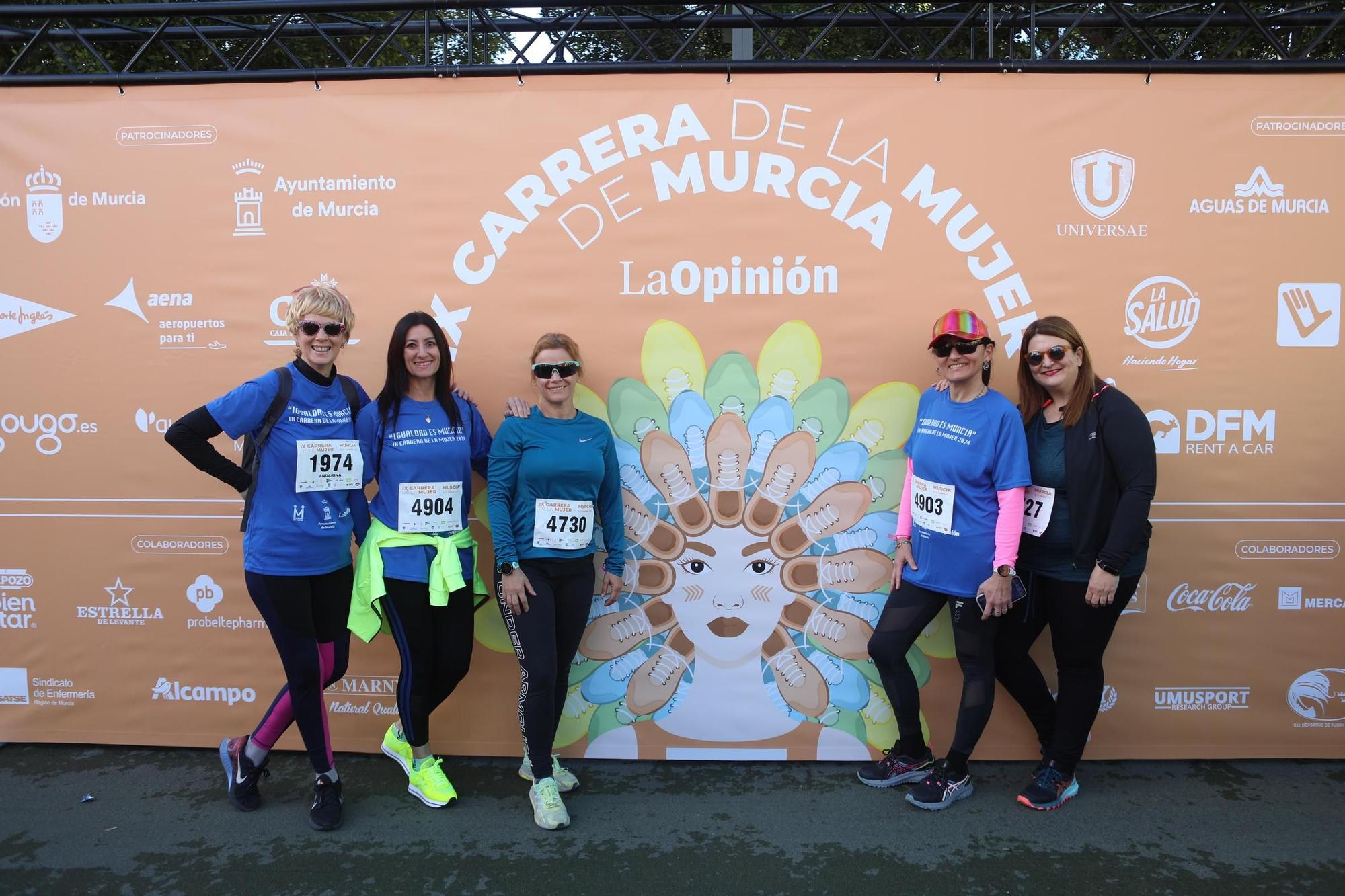 Carrera de la Mujer: así han posado las corredoras en el photocall antes de la salida