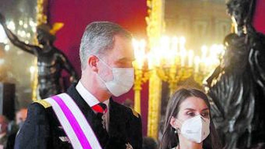 El Rey Felipe y la Reina Letizia.  |   // J.J. GUILLÉN/POOL/LNE